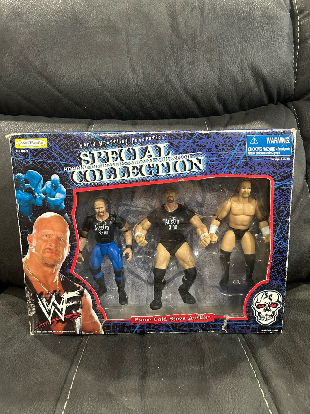 WWF Stone Cold special edition 3 pack! Jakks Pacific!